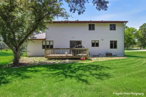 2720 North Patricia Lane Mchenry IL 60051