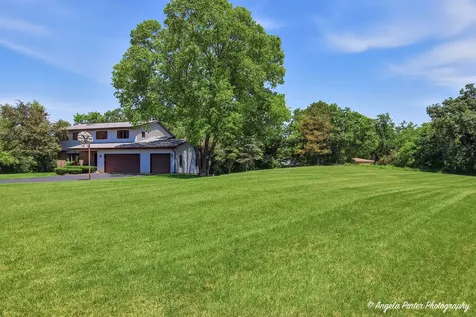 2720 North Patricia Lane Mchenry IL 60051