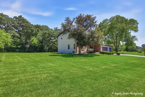 2720 North Patricia Lane Mchenry IL 60051