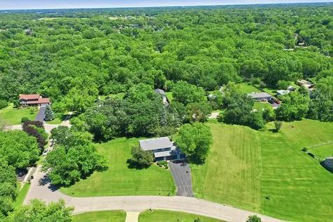 2720 North Patricia Lane Mchenry IL 60051