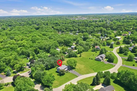2720 North Patricia Lane Mchenry IL 60051