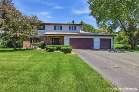 2720 North Patricia Lane Mchenry IL 60051