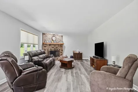 2720 North Patricia Lane Mchenry IL 60051