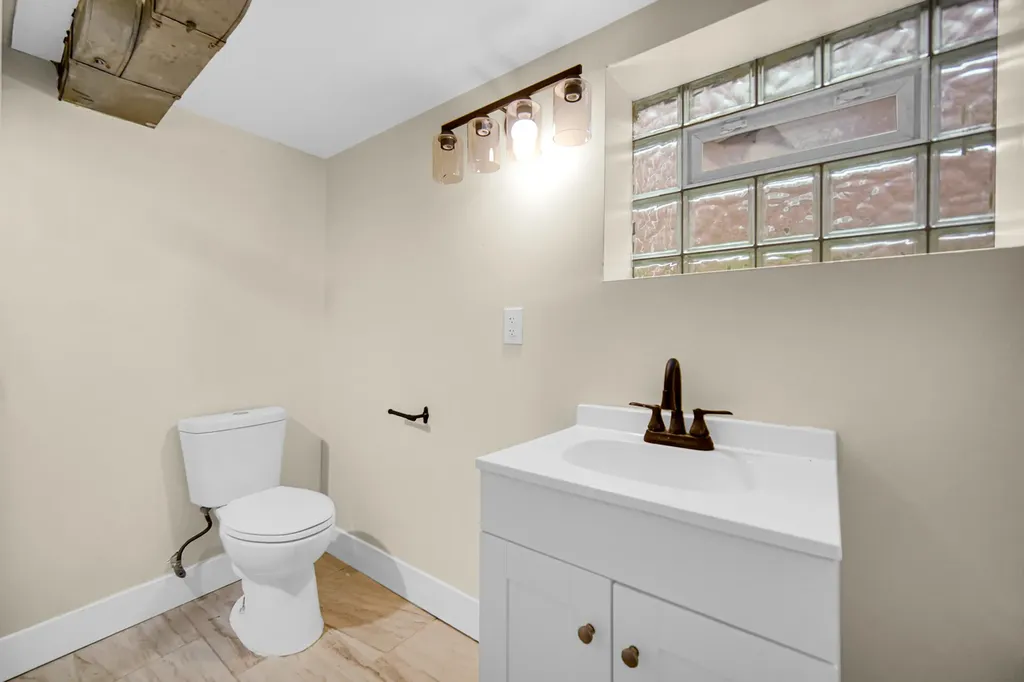 8541 South Paulina Street Chicago IL 60620