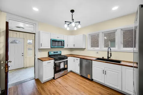 8541 South Paulina Street Chicago IL 60620