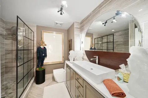 1070 West 15th Street Chicago IL 60608