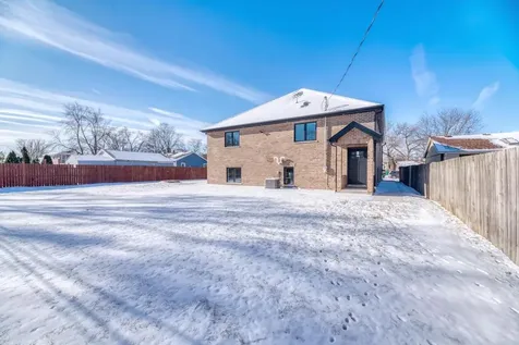 6519 West 82nd Street Burbank IL 60459