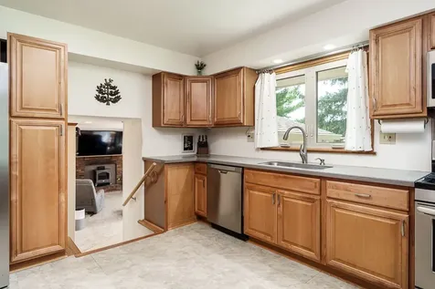 3803 Hemlock Court Rockford IL 61107