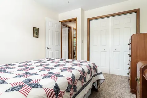 3803 Hemlock Court Rockford IL 61107
