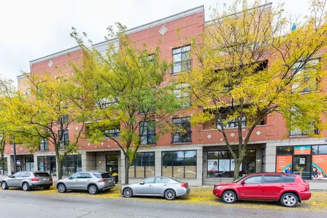 5760 North Lincoln Avenue Chicago IL 60659