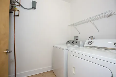 5760 North Lincoln Avenue Chicago IL 60659