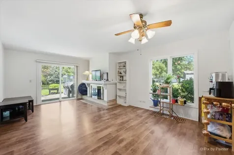 23W222 Westchester Court Glen Ellyn IL 60137