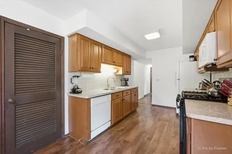 23W222 Westchester Court Glen Ellyn IL 60137