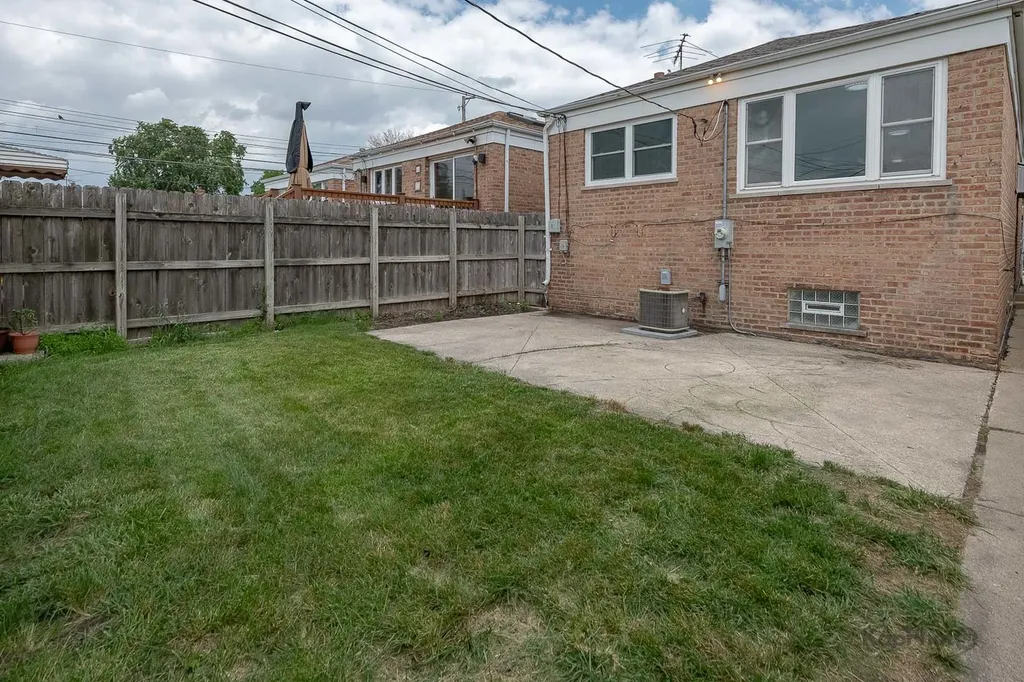 5920 South Merrimac Avenue Chicago IL 60638