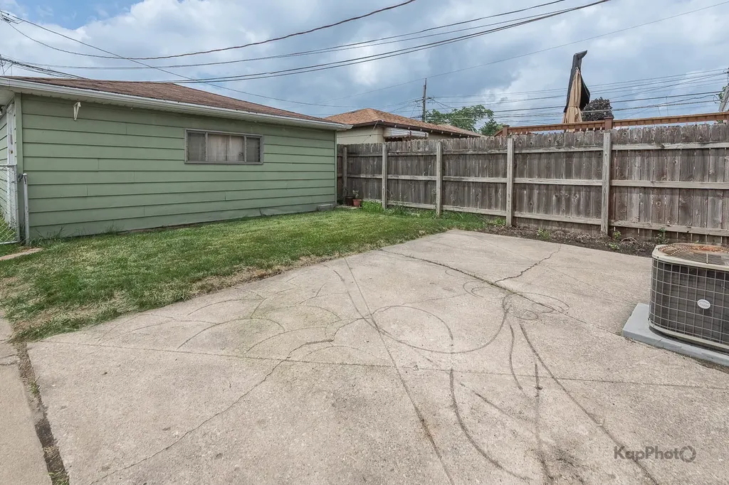 5920 South Merrimac Avenue Chicago IL 60638