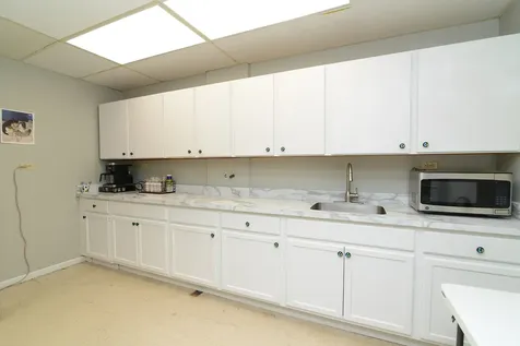 142 Washington Street Woodstock IL 60098