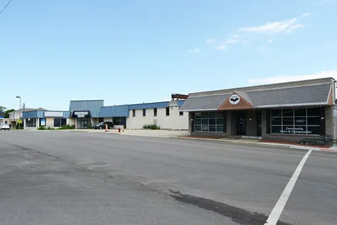 142 Washington Street Woodstock IL 60098