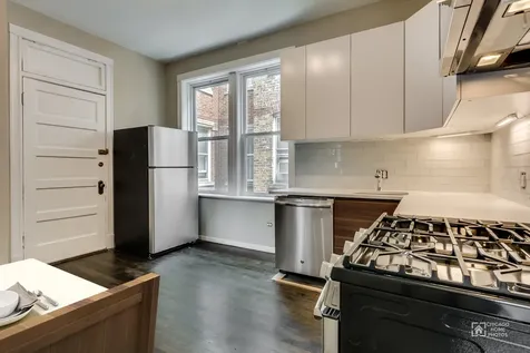 2346 West Thomas Street Chicago IL 60622