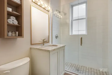 2346 West Thomas Street Chicago IL 60622