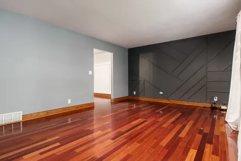 5329 Dallas Court Rockford IL 61109