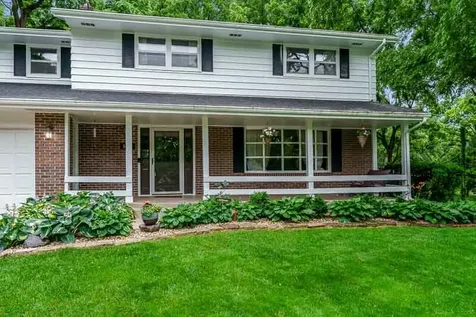 5329 Dallas Court Rockford IL 61109