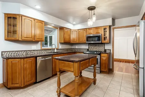 5329 Dallas Court Rockford IL 61109