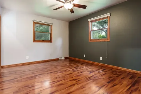 5329 Dallas Court Rockford IL 61109