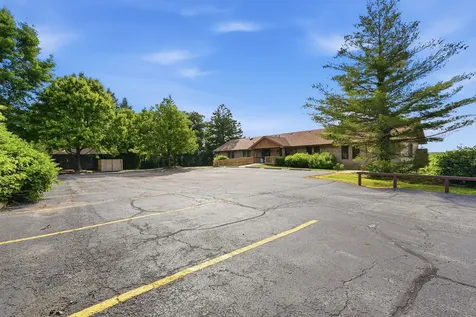 8265 South Archer Avenue Willow Springs IL 60480