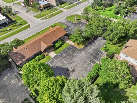 8265 South Archer Avenue Willow Springs IL 60480