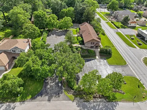 8265 South Archer Avenue Willow Springs IL 60480
