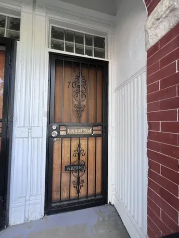 7024 South Wentworth Avenue Chicago IL 60621