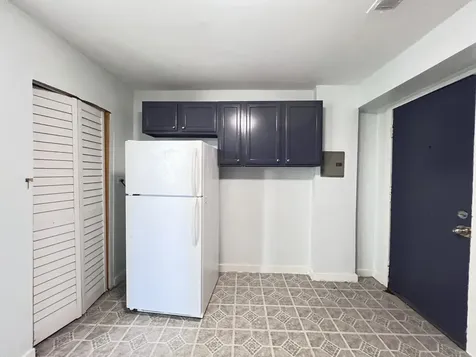7024 South Wentworth Avenue Chicago IL 60621