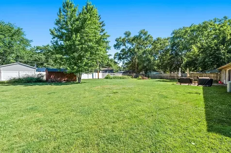 11 Scarsdale Road Montgomery IL 60538
