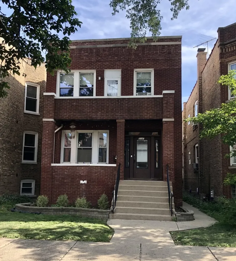 5147 West Cullom Avenue Chicago IL 60641