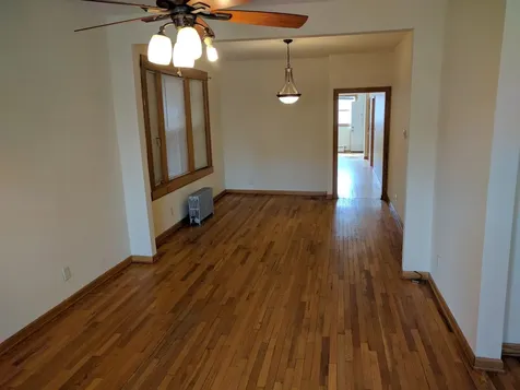 5147 West Cullom Avenue Chicago IL 60641