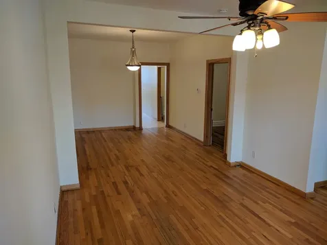 5147 West Cullom Avenue Chicago IL 60641