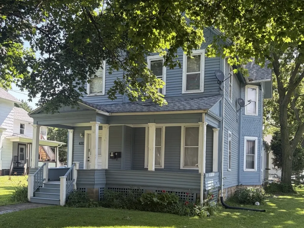 432 South 4th Street Aurora IL 60505