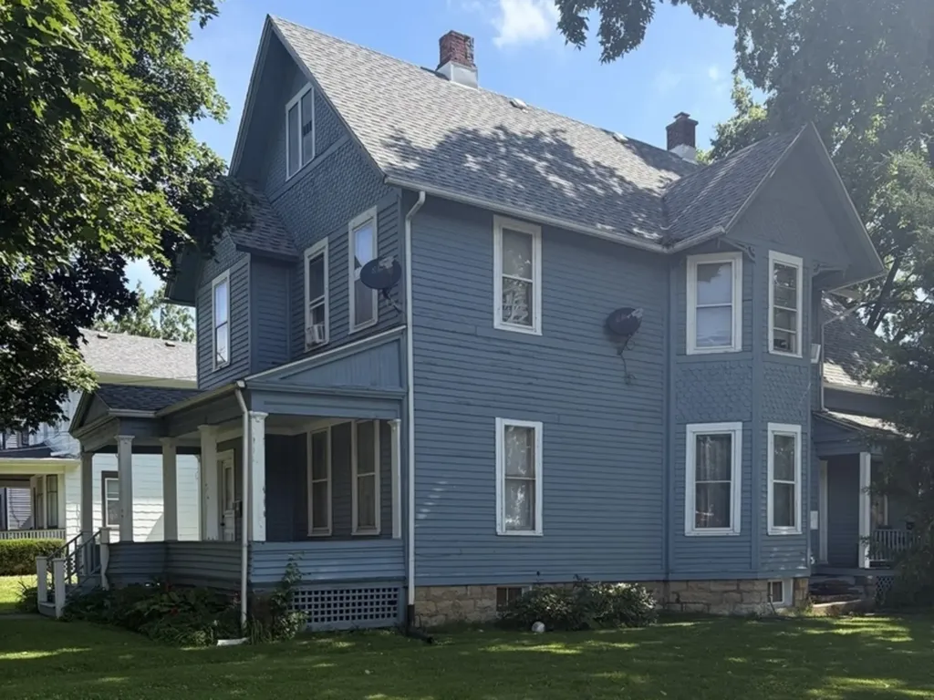 432 South 4th Street Aurora IL 60505