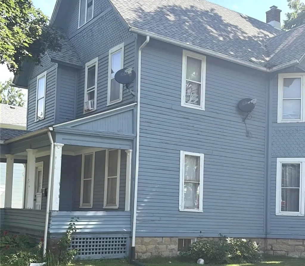 432 South 4th Street Aurora IL 60505