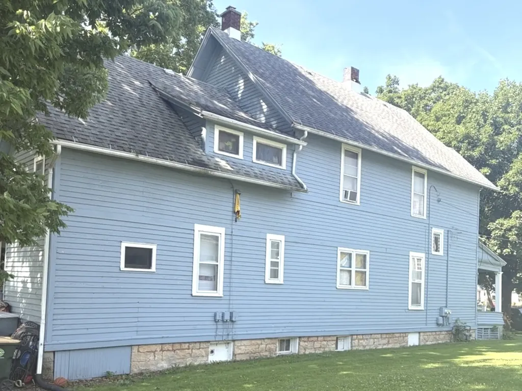 432 South 4th Street Aurora IL 60505