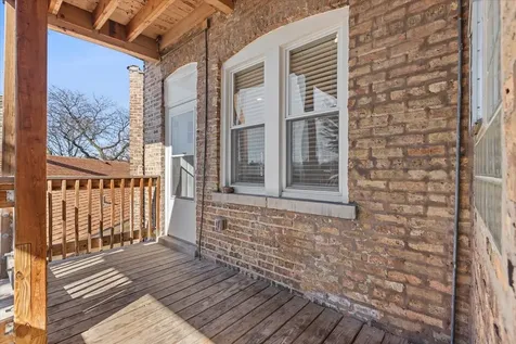 4139 West Leland Avenue Chicago IL 60630