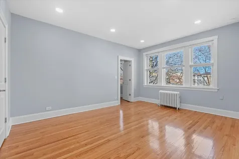 4139 West Leland Avenue Chicago IL 60630
