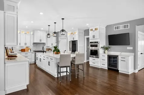 2121 Westover Road North Aurora IL 60542