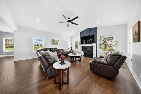 2121 Westover Road North Aurora IL 60542