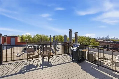 2510 North Wayne Avenue Chicago IL 60614