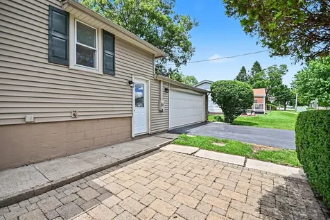 321 East Main Street Peotone IL 60468