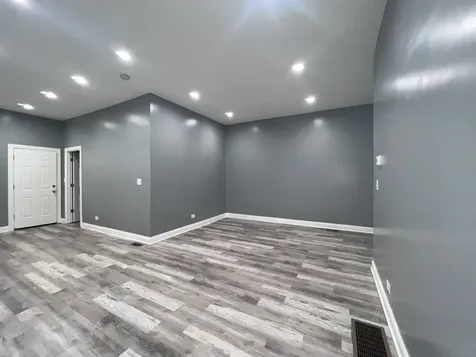 7057 South Normal Boulevard Chicago IL 60621