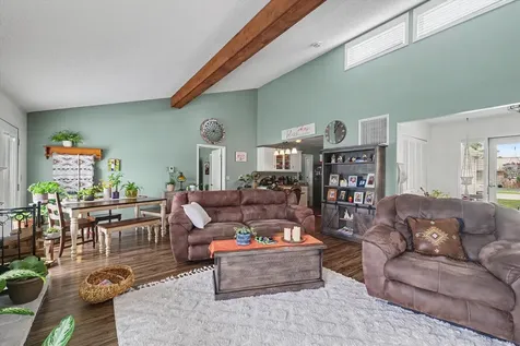 105 Surrey Lane Arthur IL 61911