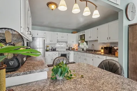 105 Surrey Lane Arthur IL 61911