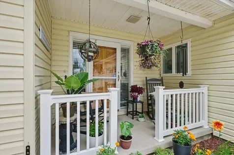 105 Surrey Lane Arthur IL 61911